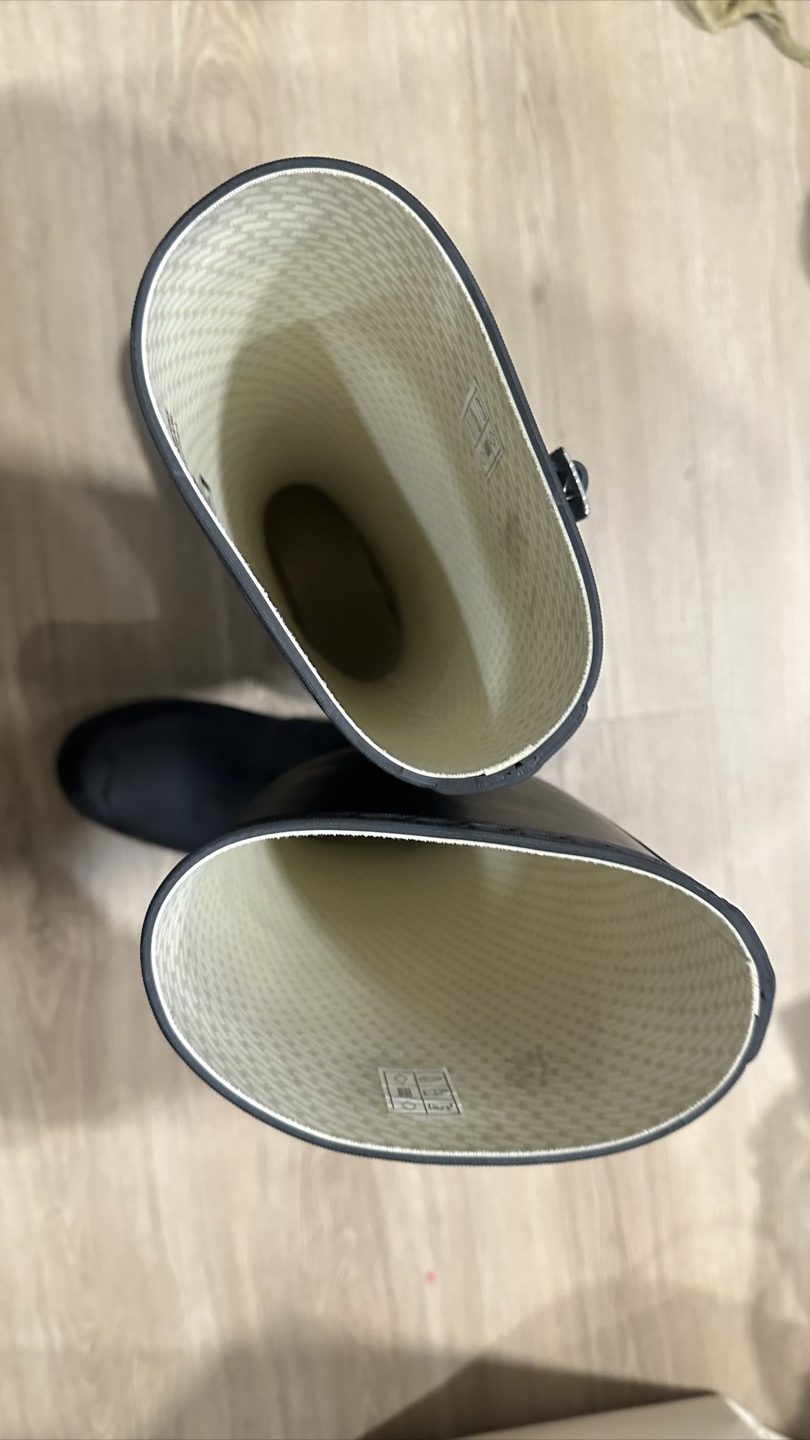 Hunter Black Rain Boots size 7 - photo 2