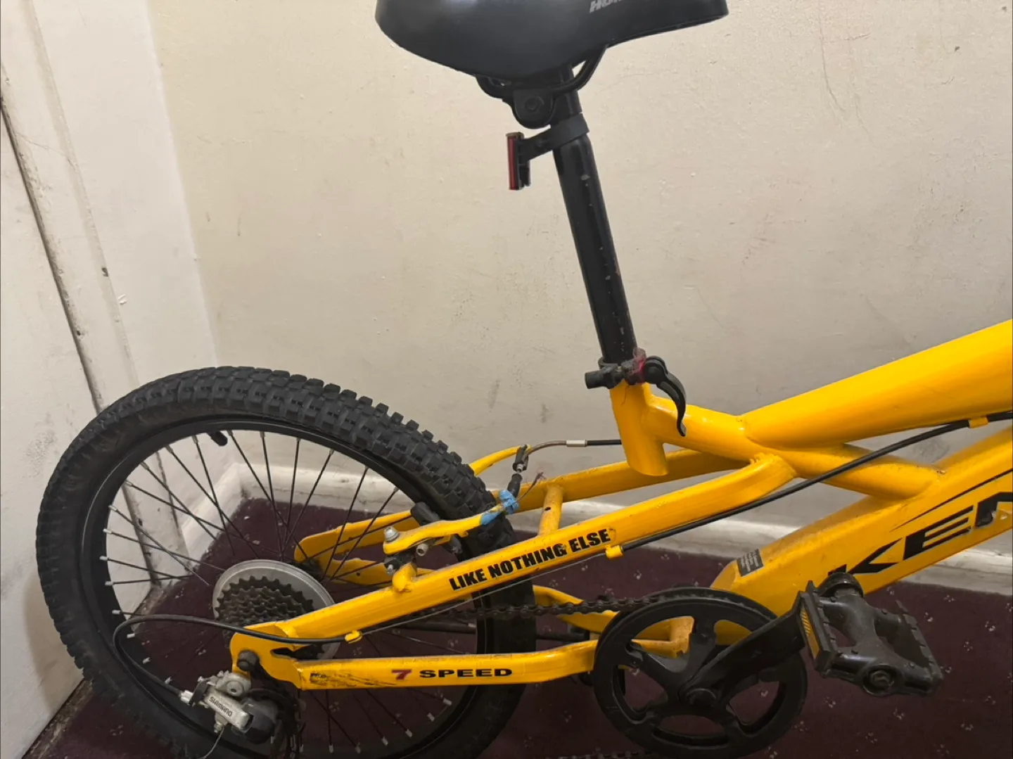 Kent K20 7-Speed Yellow Bicycle image indicator(3)