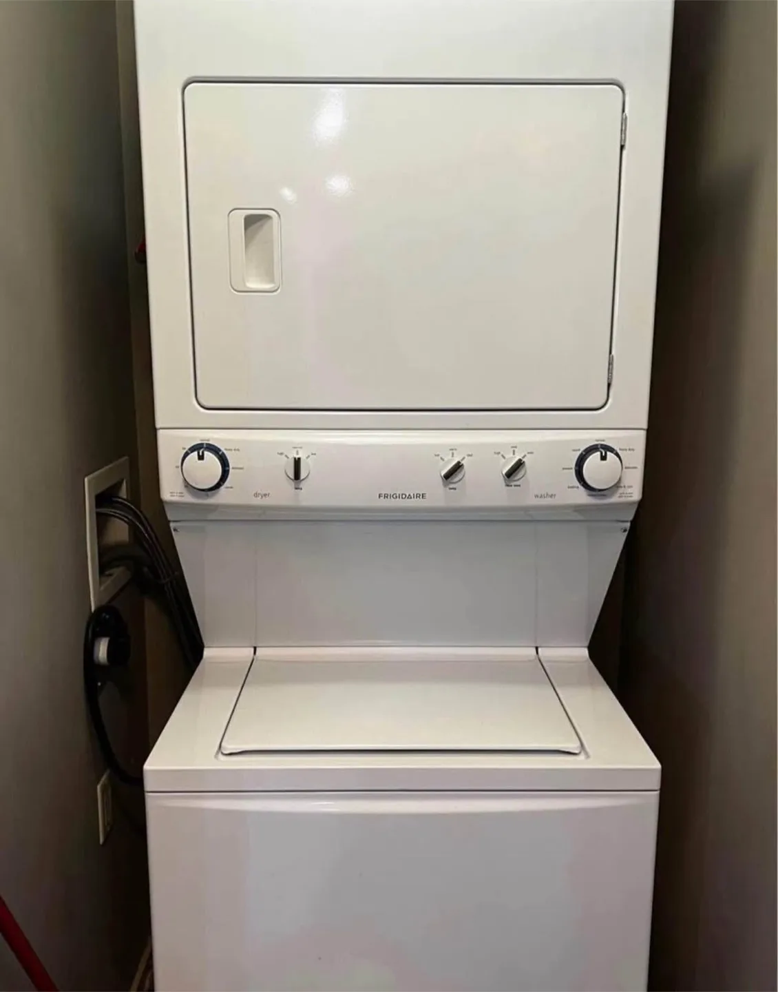 Female Housemate needed - 2bed 2bath apartment image indicator(4)