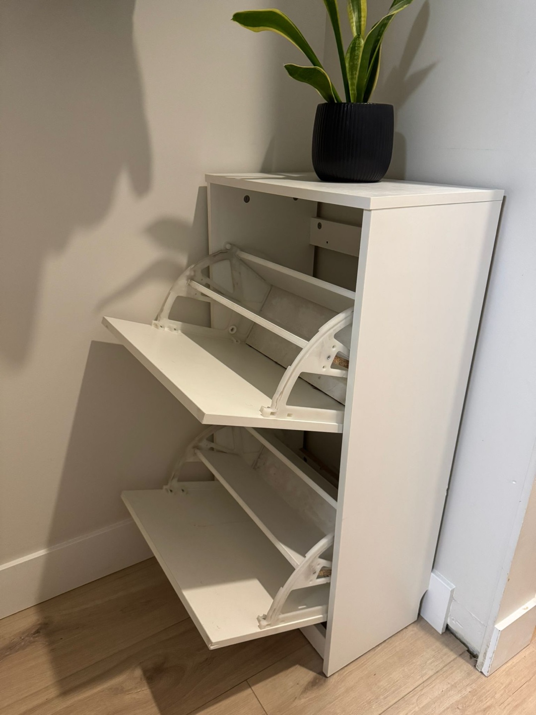 White Shoe Cabinet - photo 2