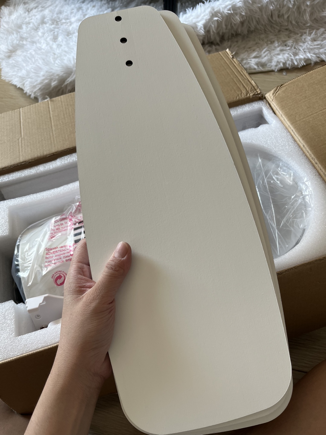 42-inch Ceiling Fan with Light - White - photo 5