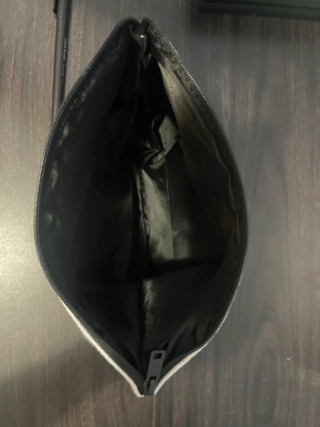 Be A Pogue Zippered Pouch image indicator(3)