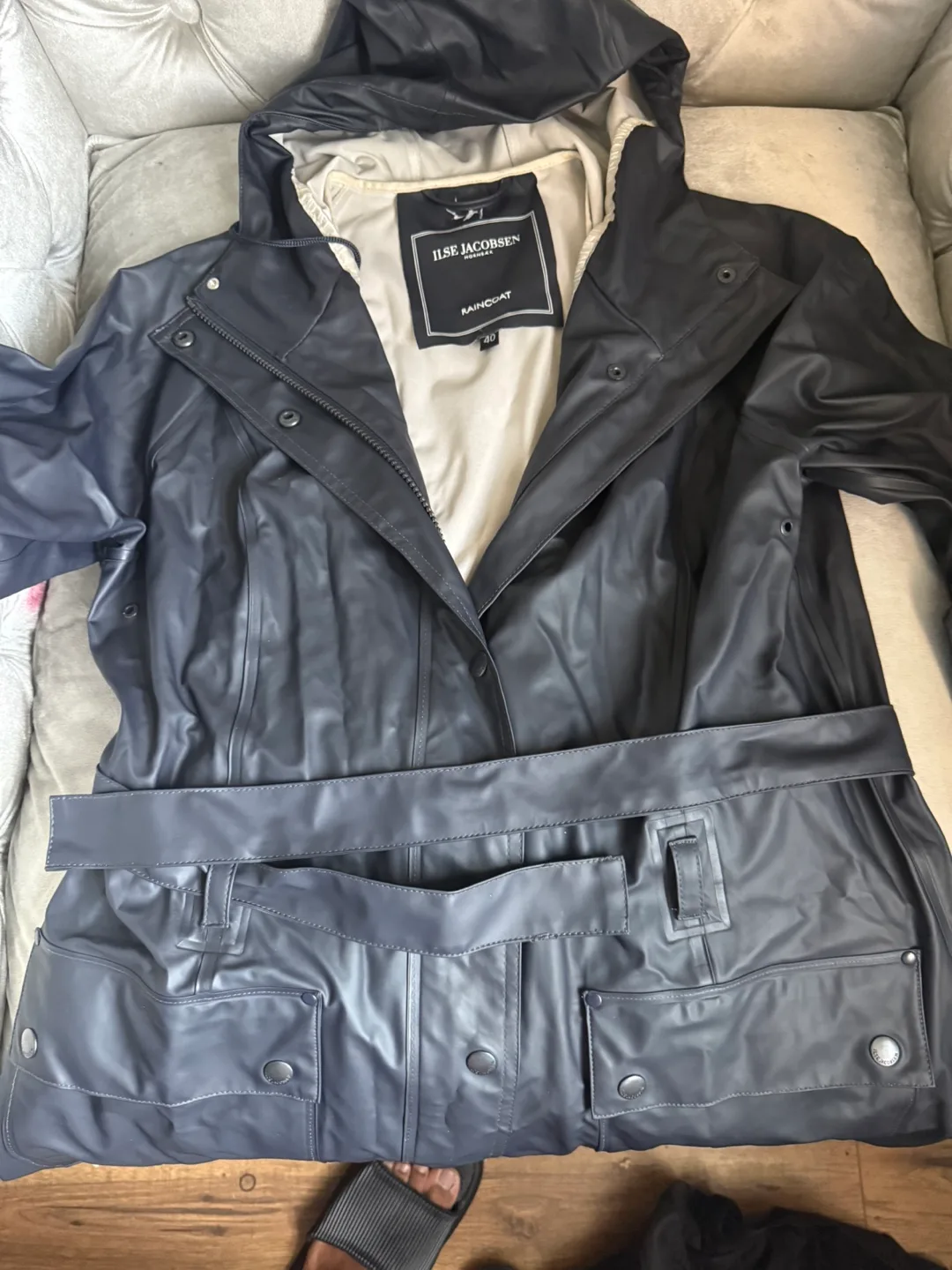 Ilse Jacobsen Hornbæk Raincoat Size 40 image indicator(4)