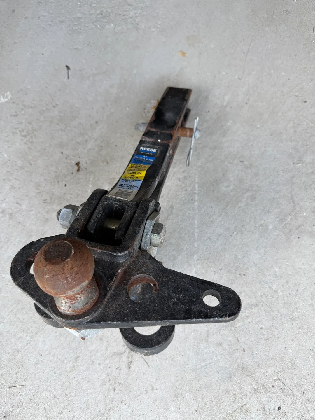 Reese 2" Hitch Bar 54970 image indicator(2)