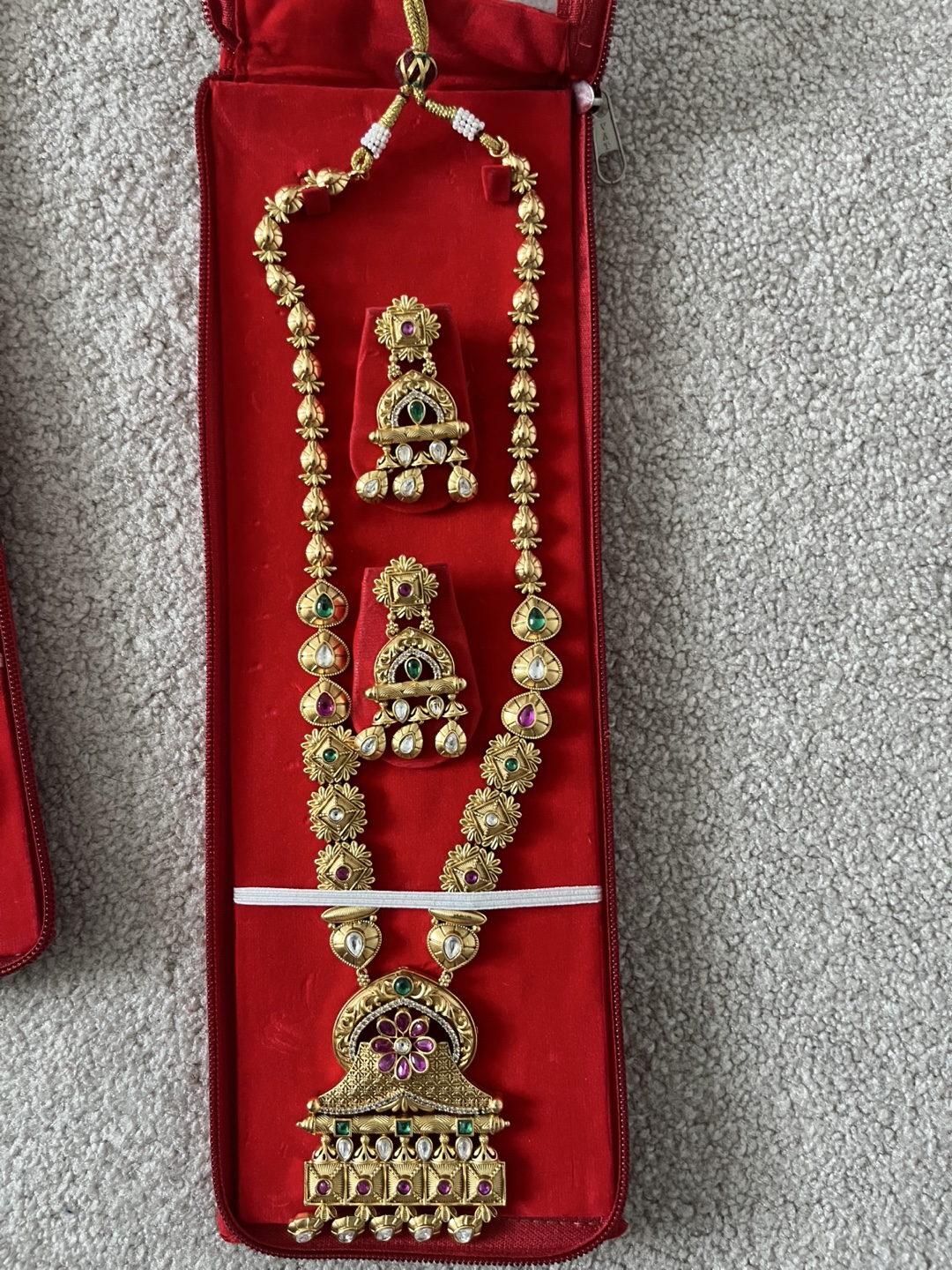 Necklace & Earring Set