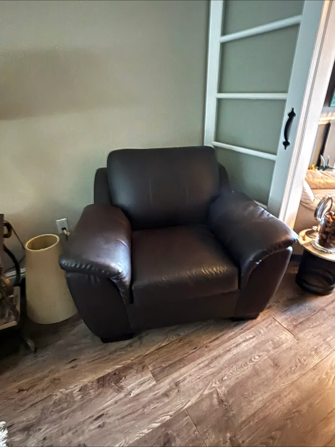 Brown Leather Sofa Set - Loveseat, 3-Seater, Armchair image indicator(3)