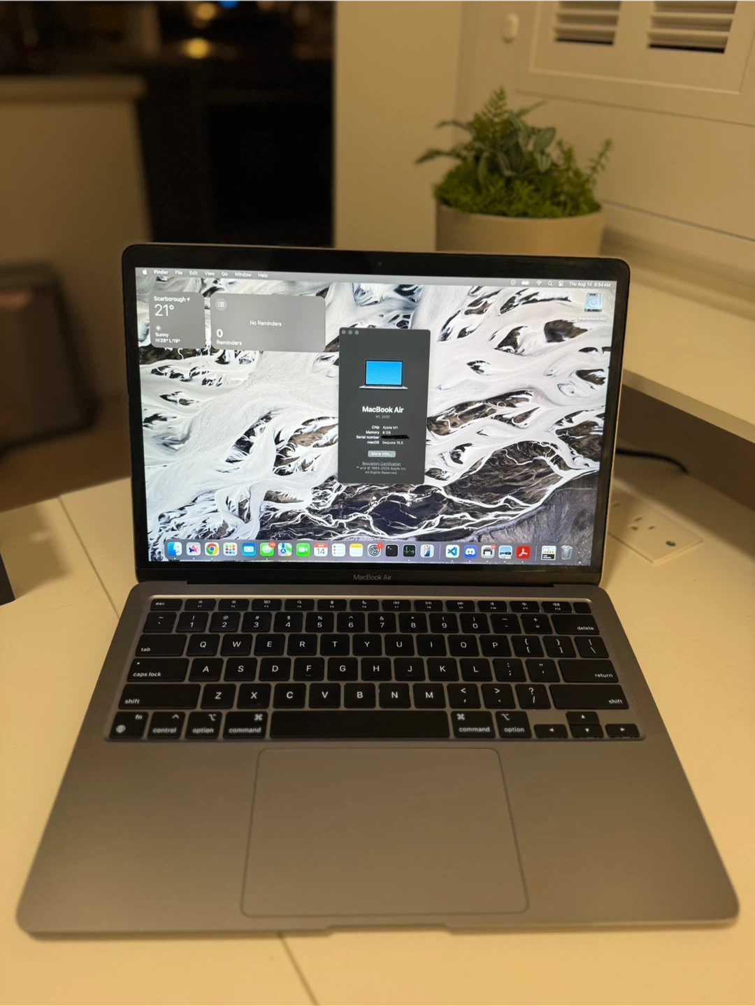 MacBook Air M1, 8GB Memory