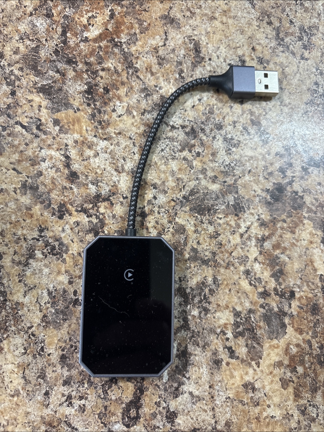 Apple CarPlay adapter 🥕