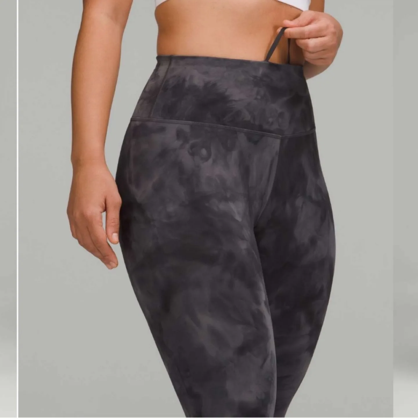 Lululemon Wunder Train Contour Fit High-Rise Tight 25” - size 4 image indicator(3)