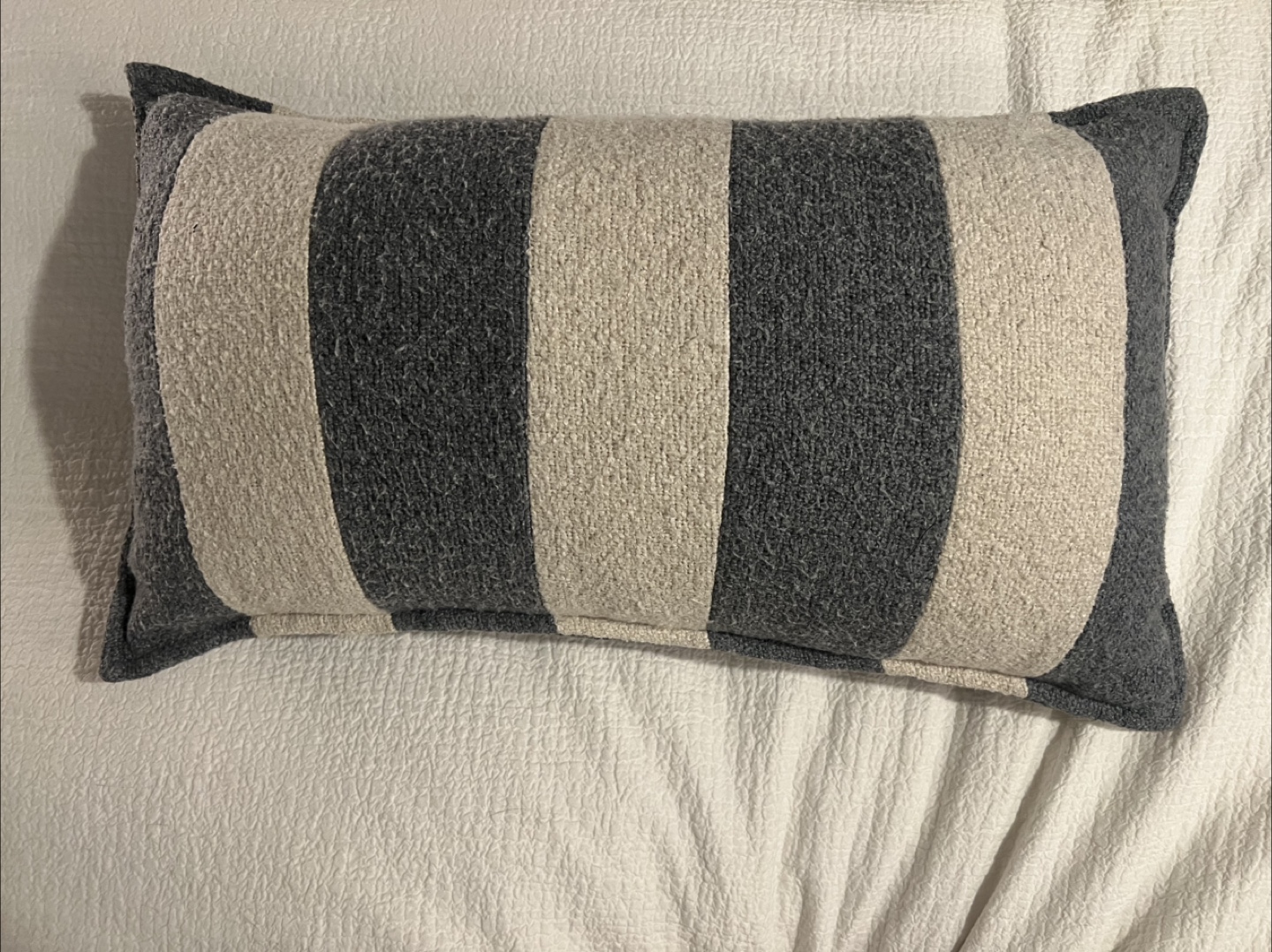 Decorative Throw Pillows - photo 5