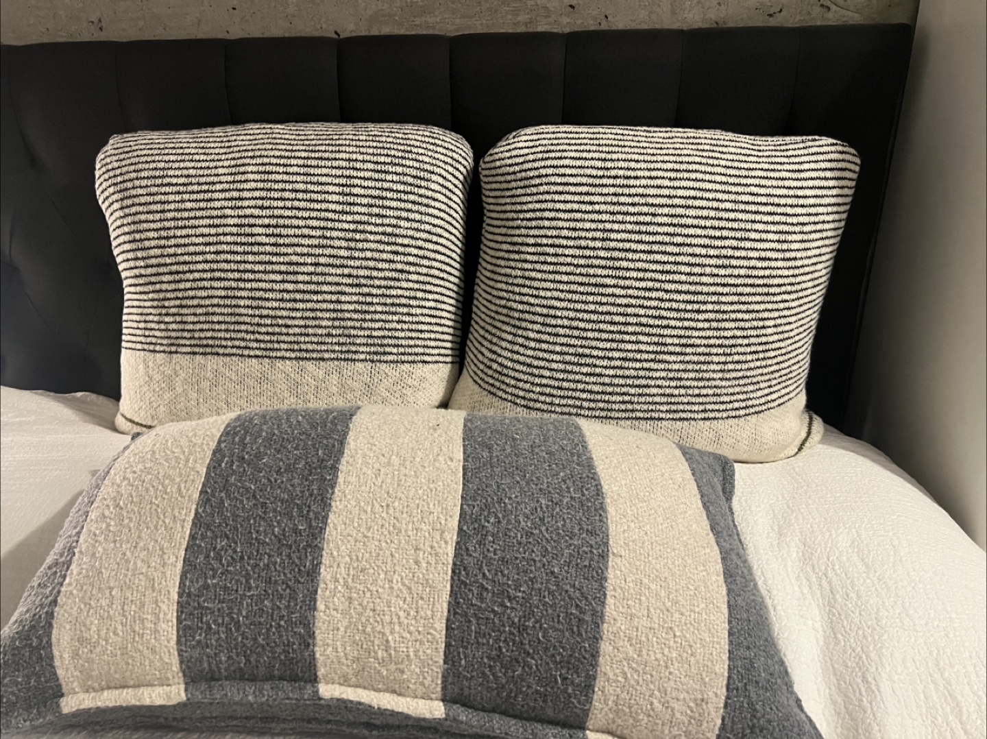 Decorative Throw Pillows - photo 2