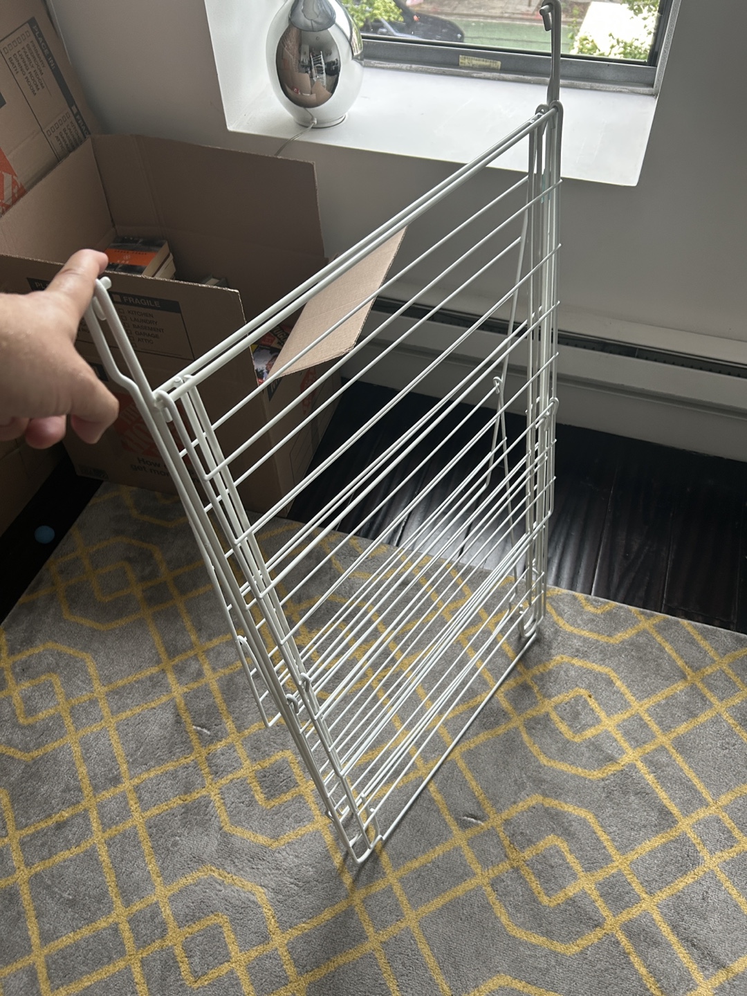 White Metal Clothes Drying Rack (ikea) - photo 3