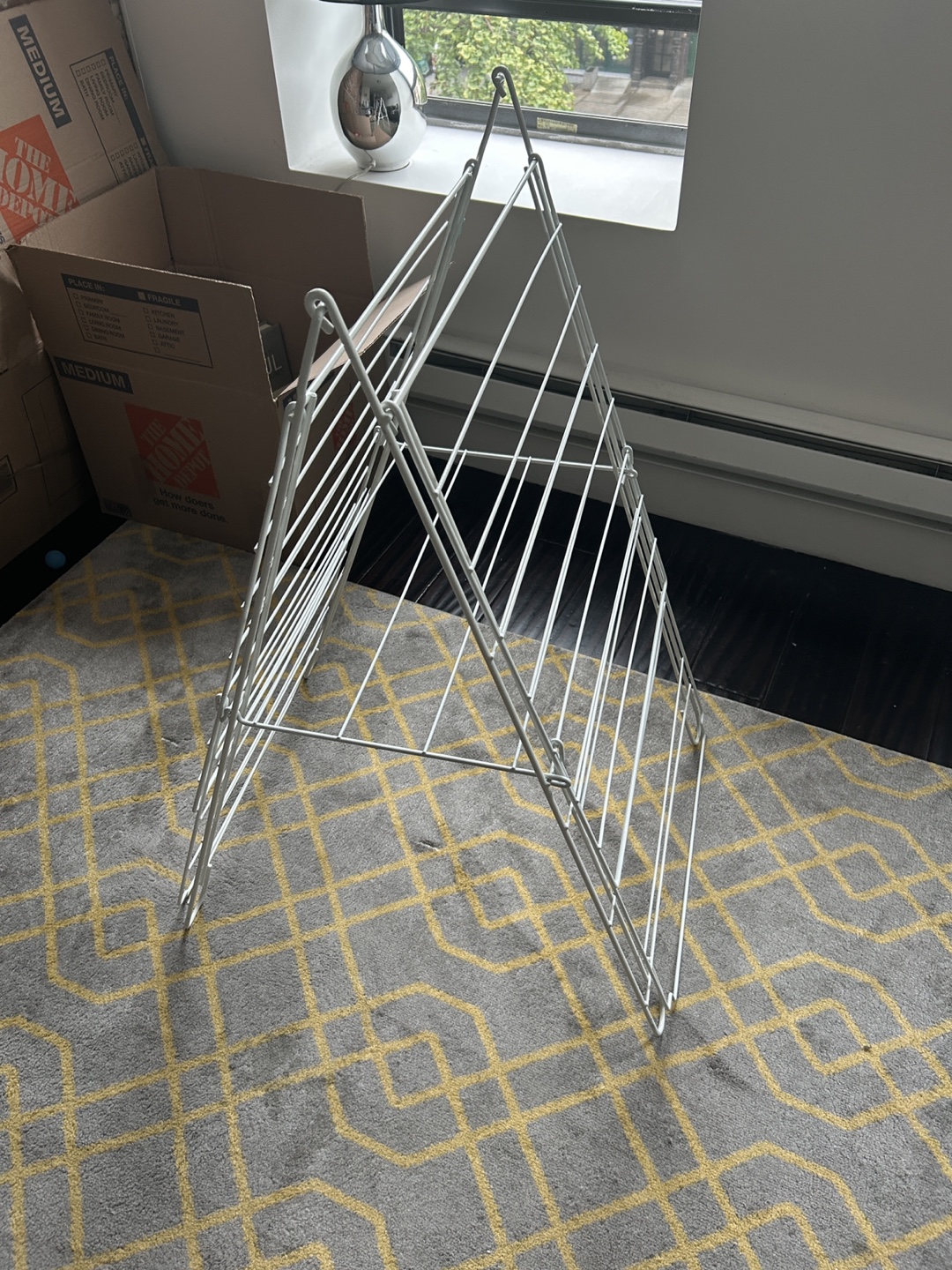White Metal Clothes Drying Rack (ikea) - photo 2