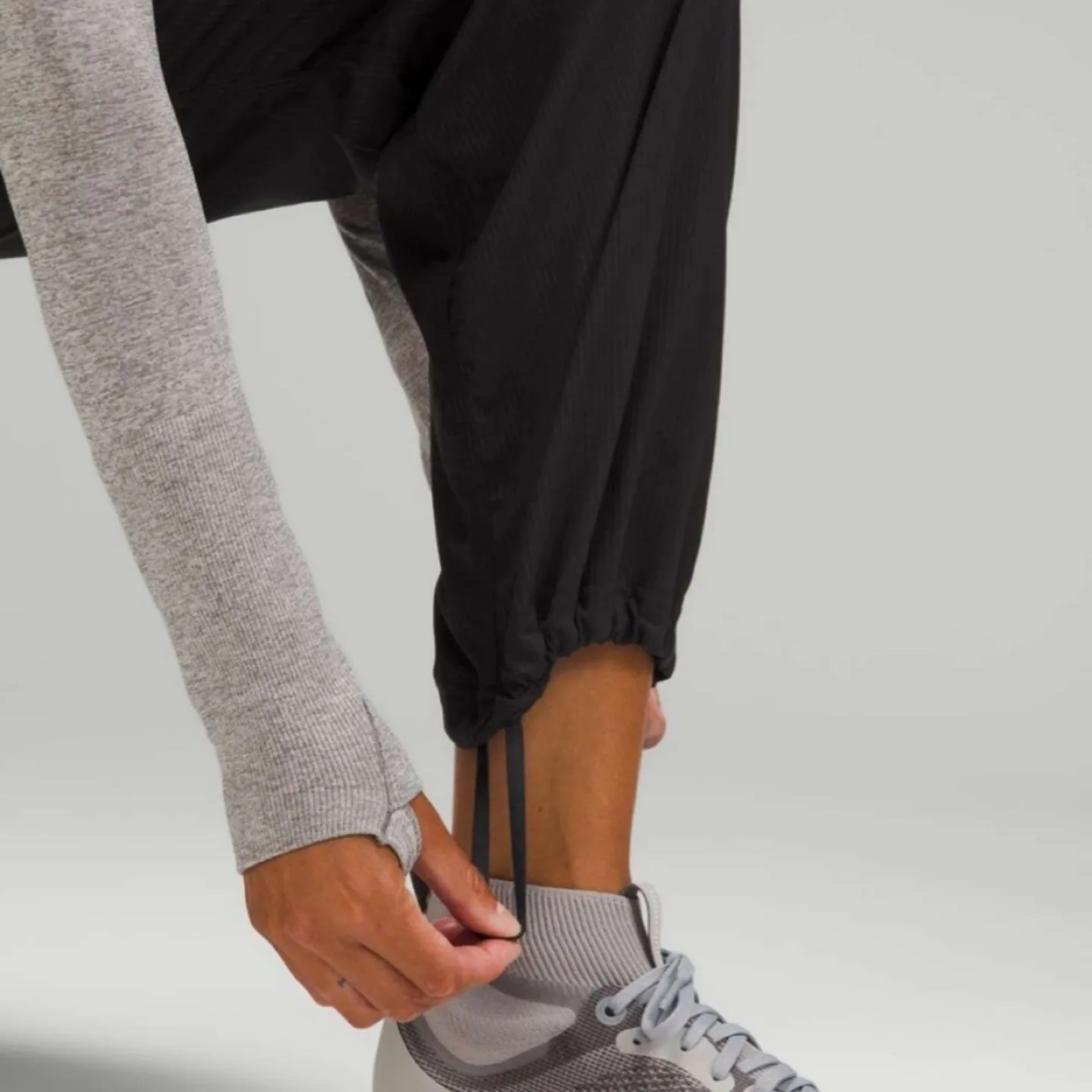 Lululemon Dance Studio Mid-Rise Full Length Pant - size 4 image indicator(3)