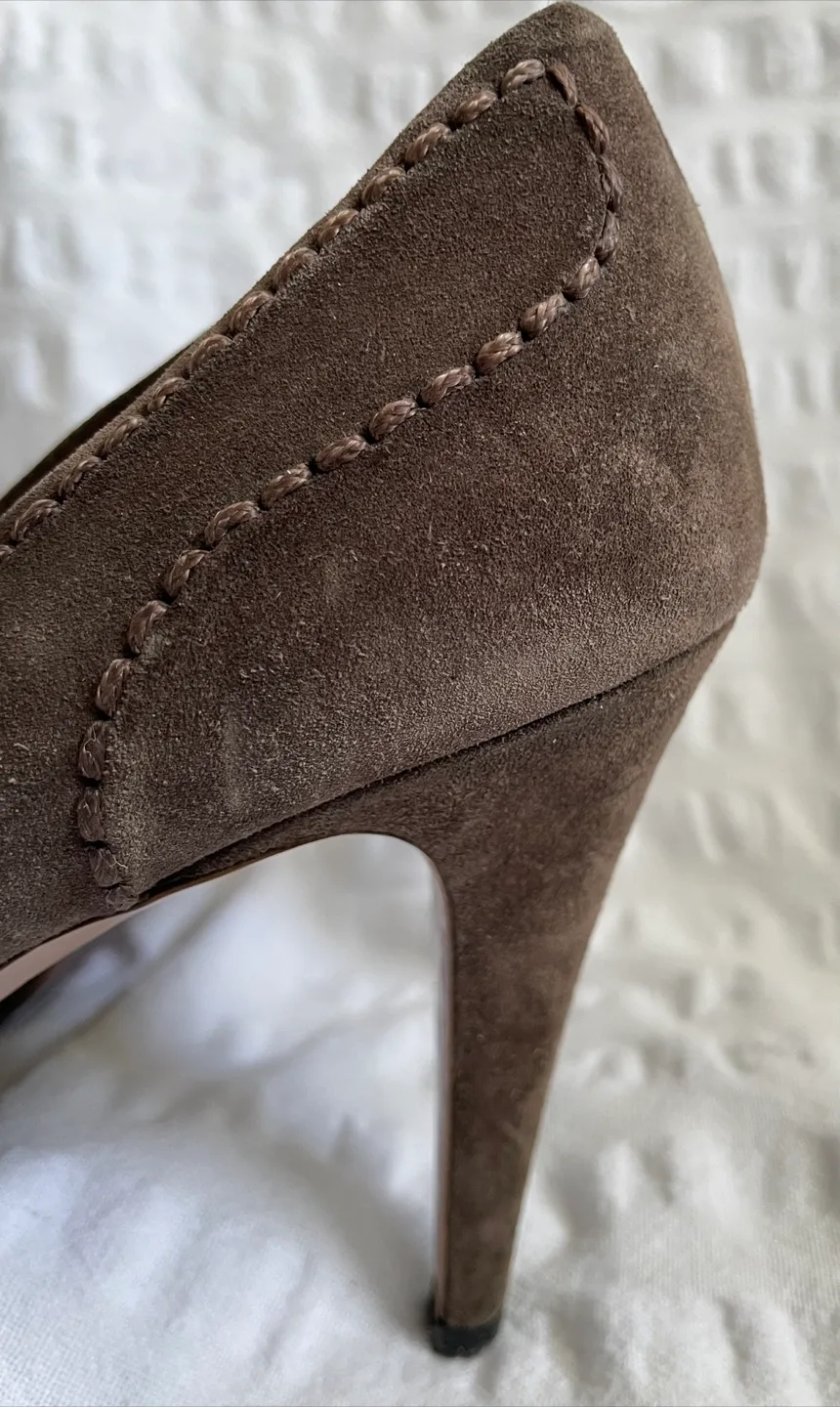 Prada Suede Platform Heels - Size 39 image indicator(7)