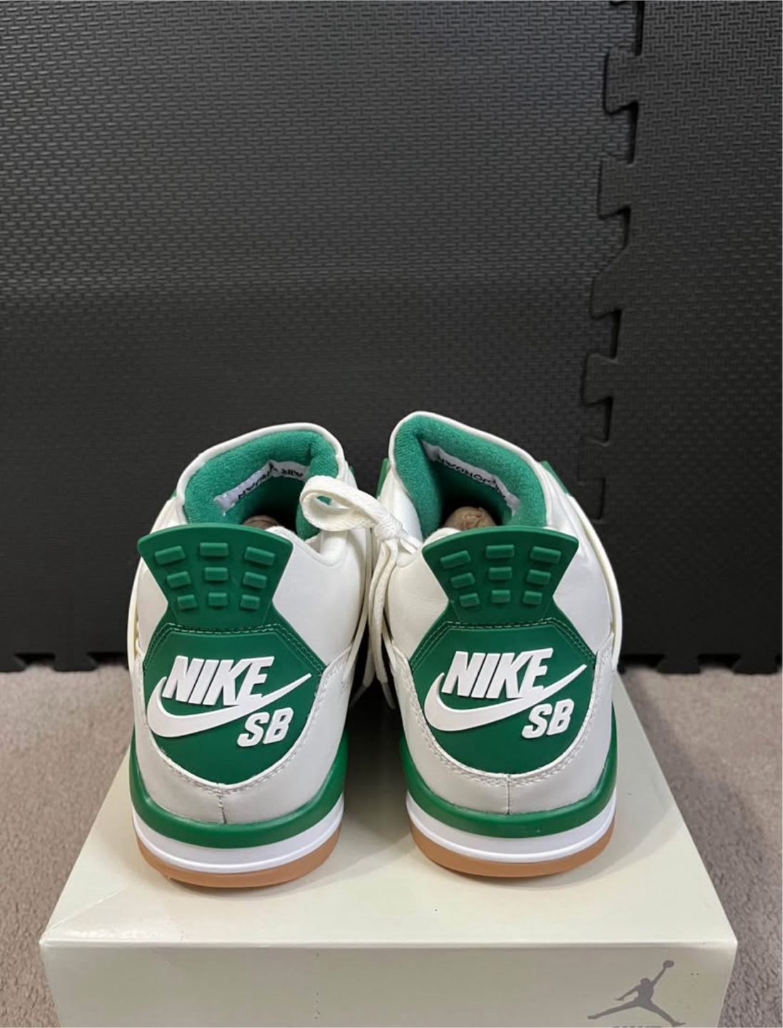 Nike Air Jordan 4 Retro SB Pine Green (REPLICA) - photo 4