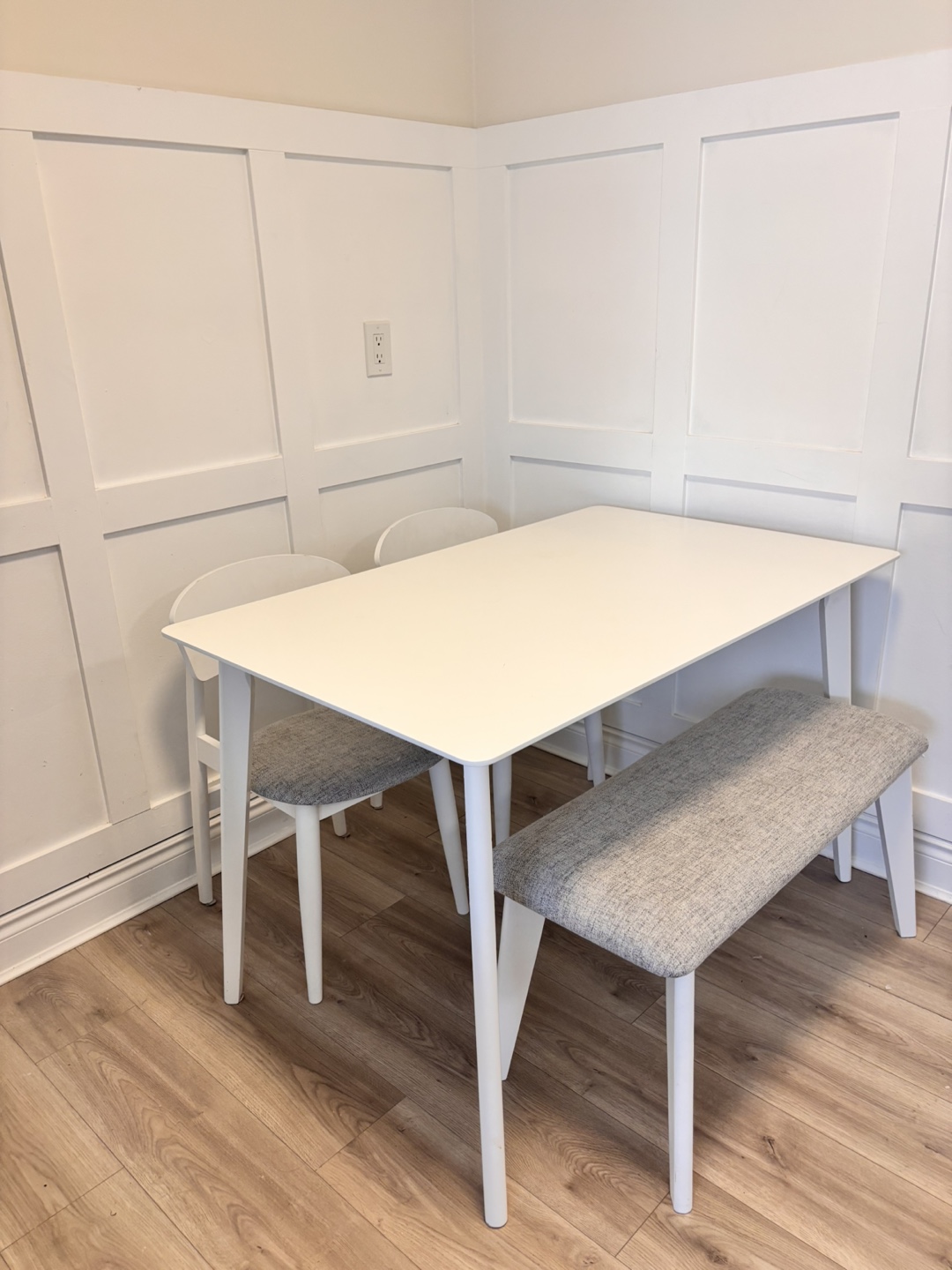 White Dining Table with 2 Chairs & Bench