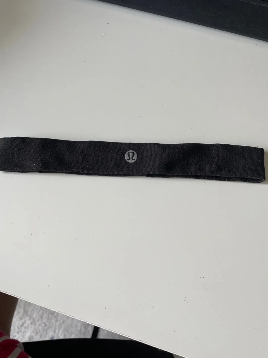 Lululemon Black Headband like new thumbnail