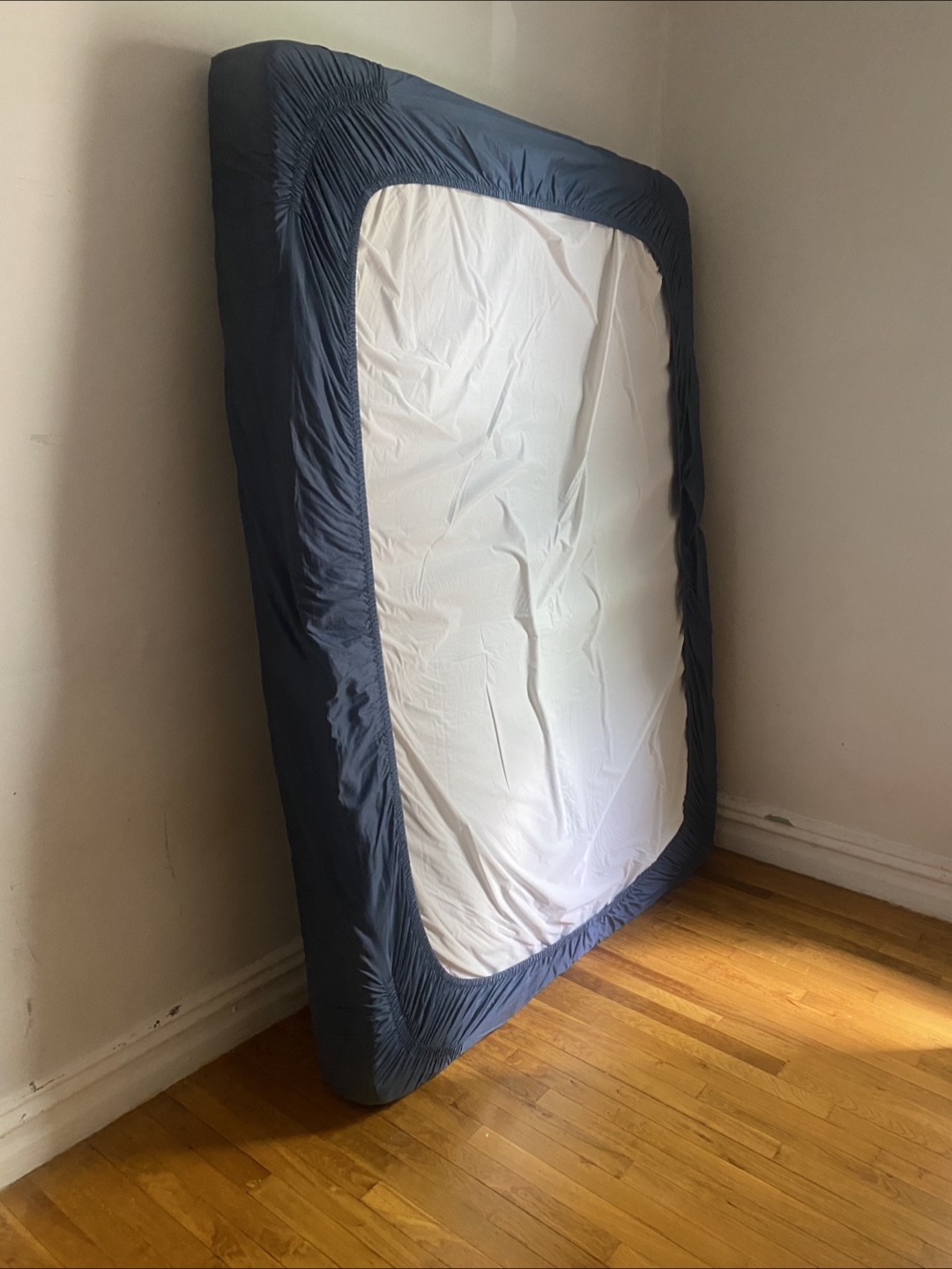Queen Firm mattress - photo 2