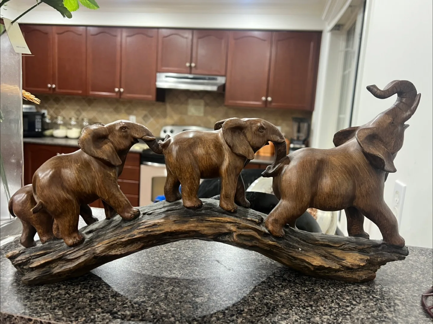 Elephant Family Sculpture thumbnail