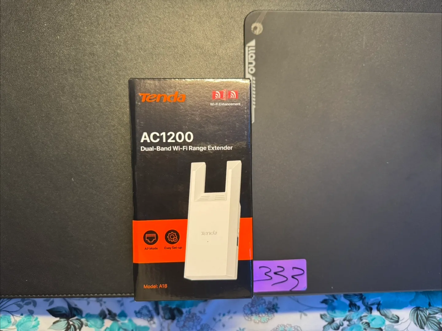 Tenda AC1200 Dual-Band WiFi Range Extender - New in Box thumbnail