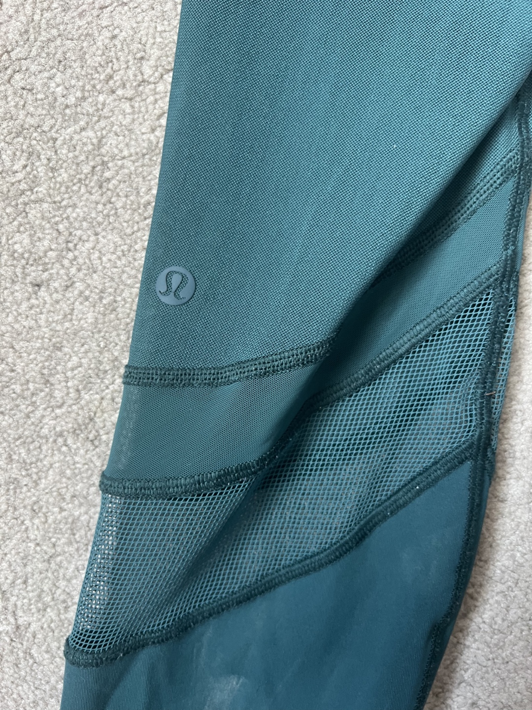 Lululemon Green Leggings - Size 8 - photo 3