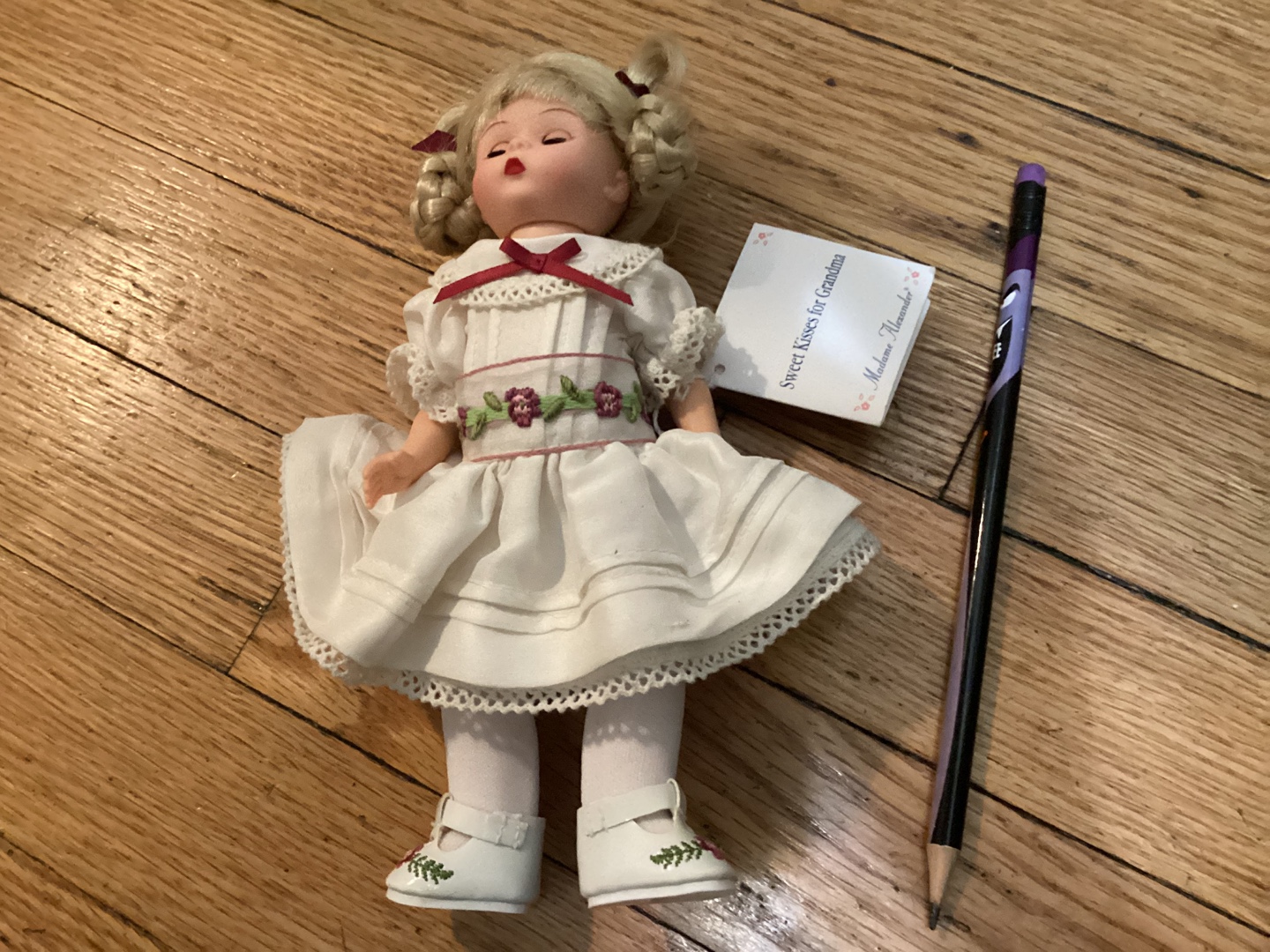 Madame Alexander Doll, Sweet Kisses for Grandma