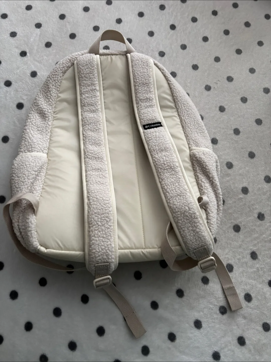 Columbia Fleece Backpack image indicator(3)