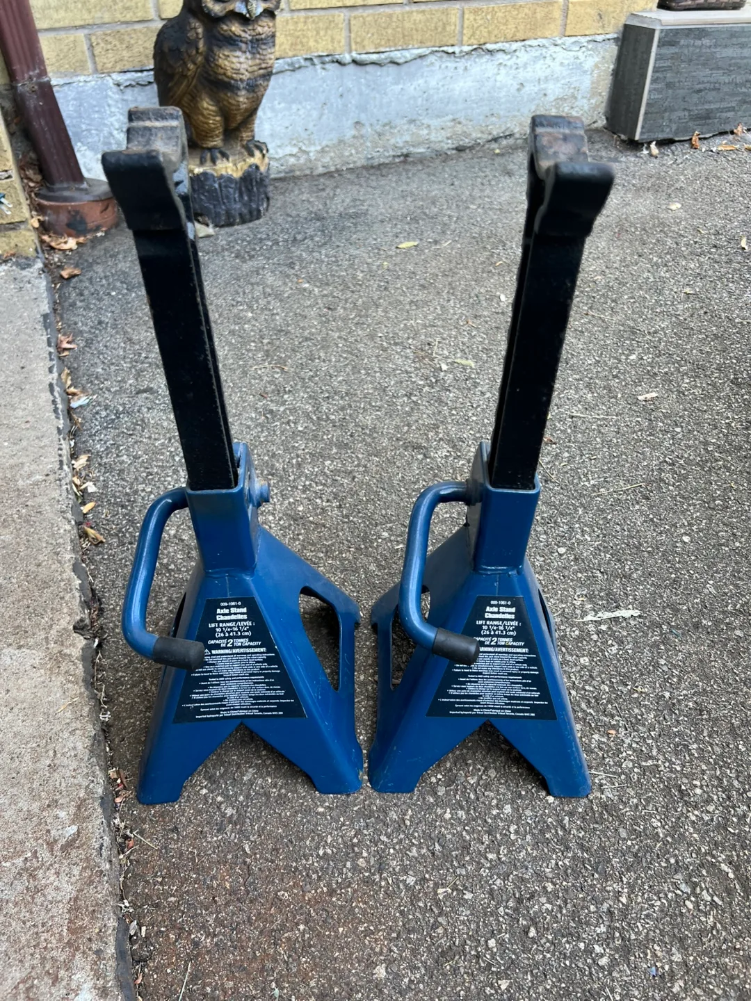 2 Ton Axle Stands - Pair image indicator(3)