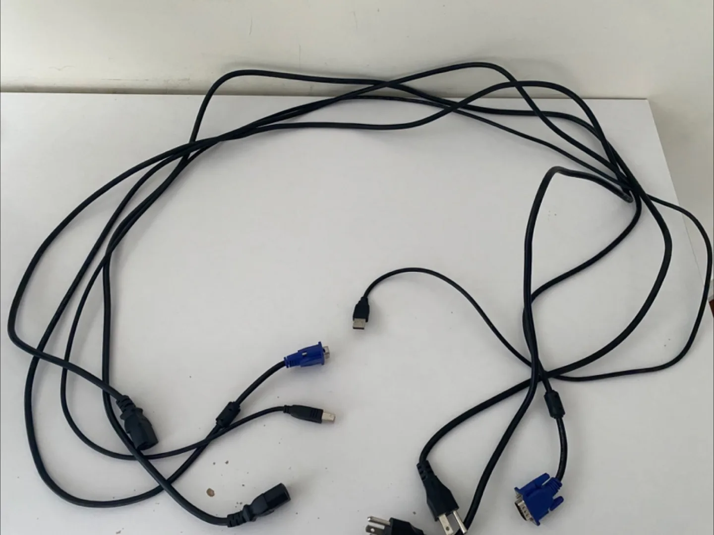 Pc, Monitor, and Accessories image indicator(10)