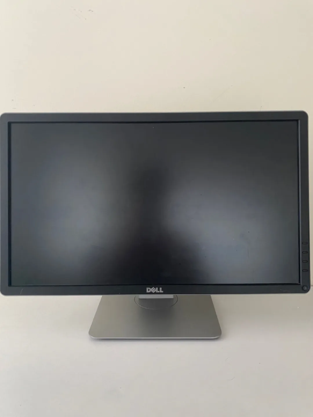 Pc, Monitor, and Accessories image indicator(4)