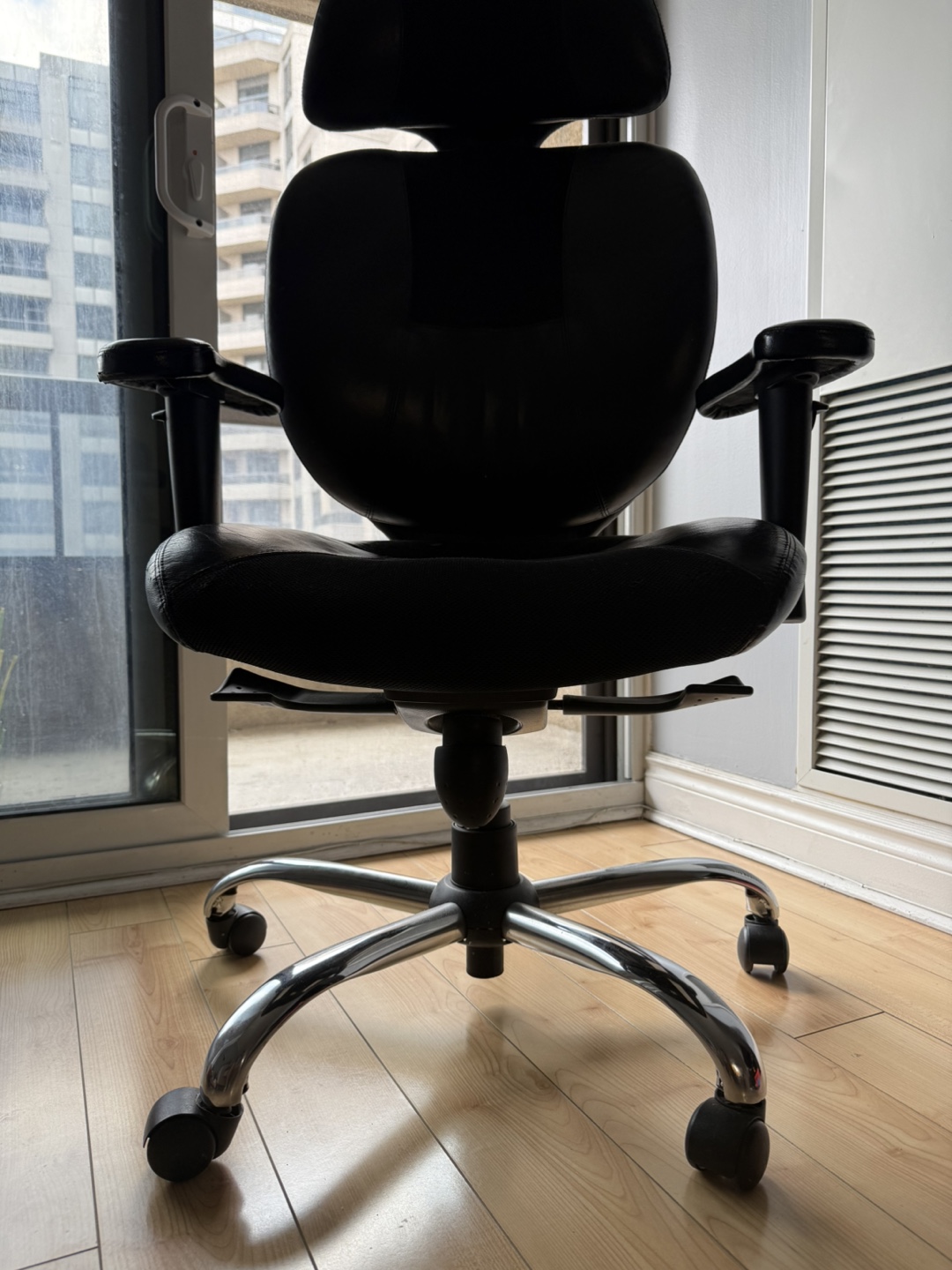 Black Ergonomic Office Chair - photo 2