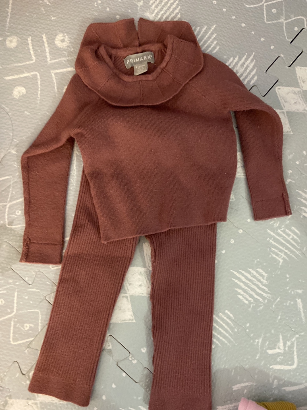 Girl clothes 6-9 months - photo 5