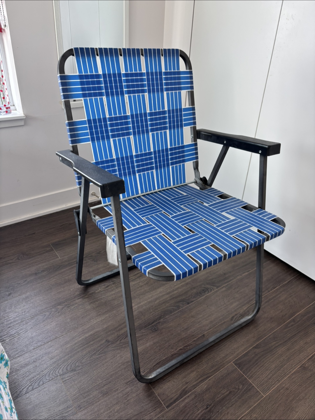 Vintage Blue & White Webbed Folding Lawn Chair
