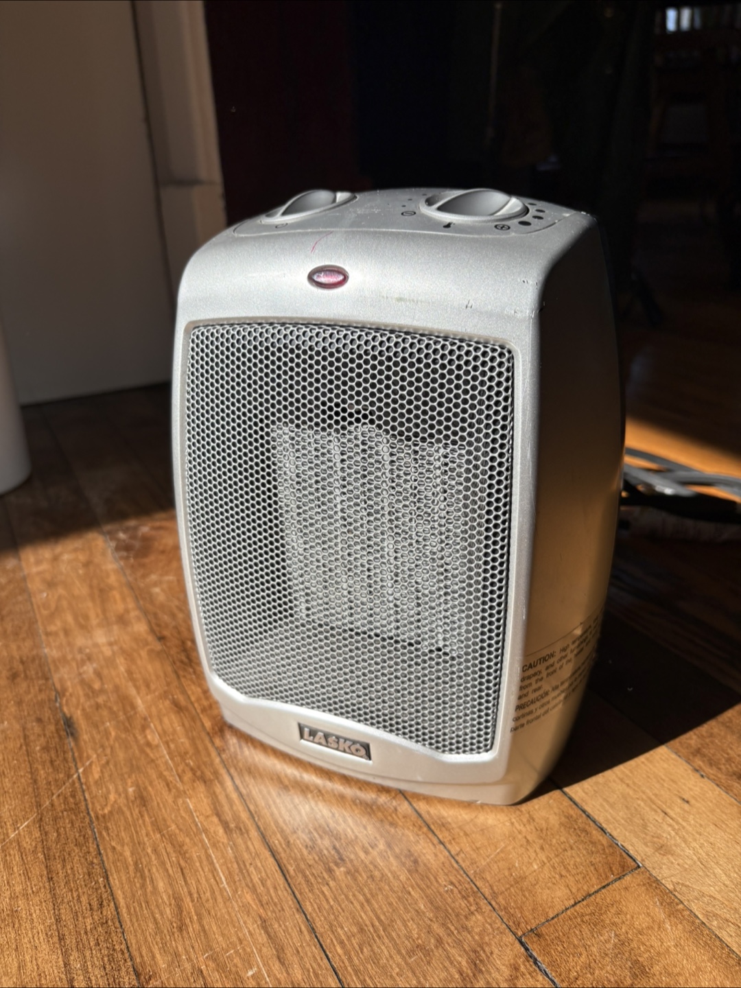 Lasko Desktop Electric Ceramic Space Heater