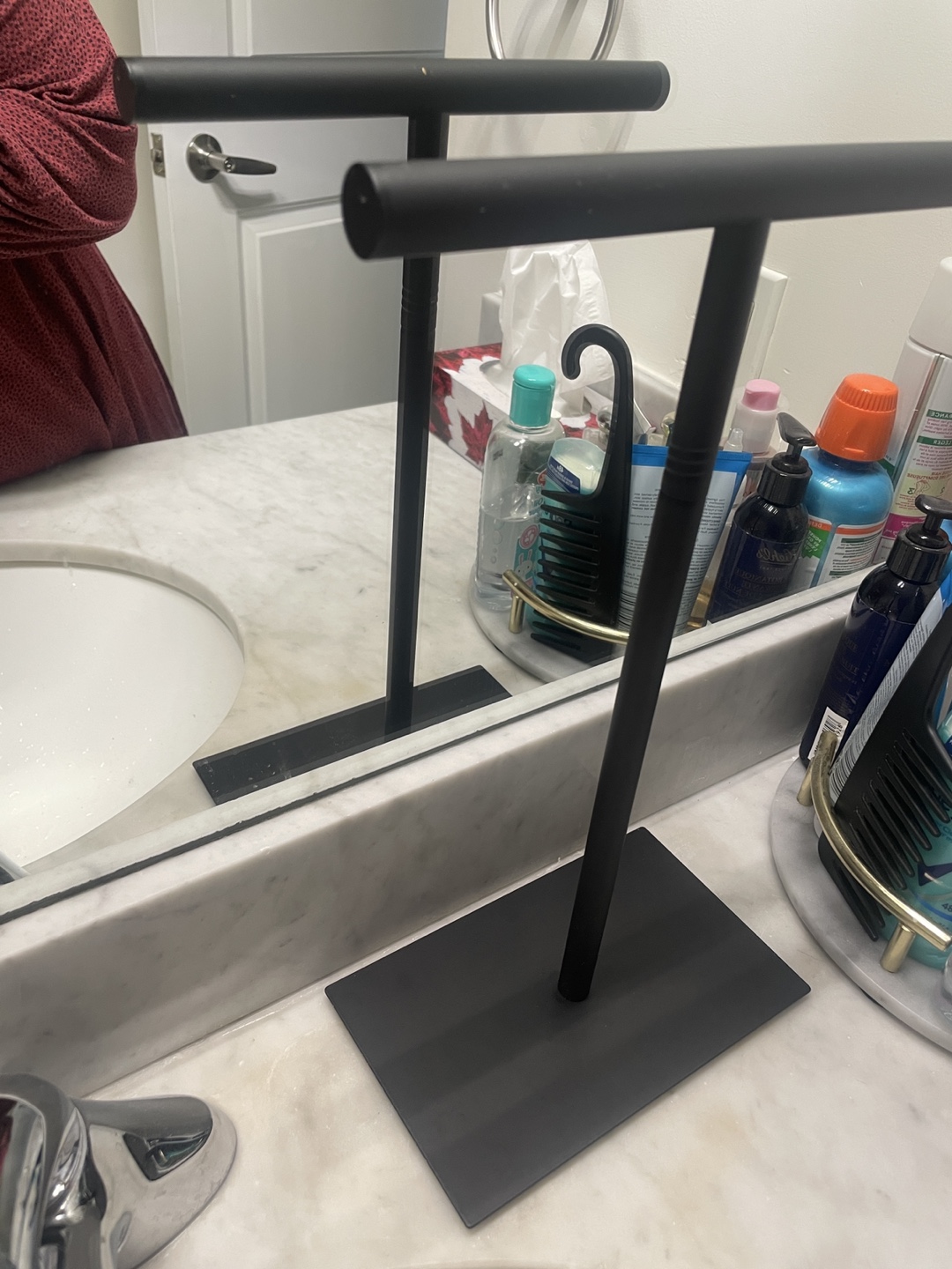 Black Stainless Steel Hand Towel Stand for Bathroom - photo 3