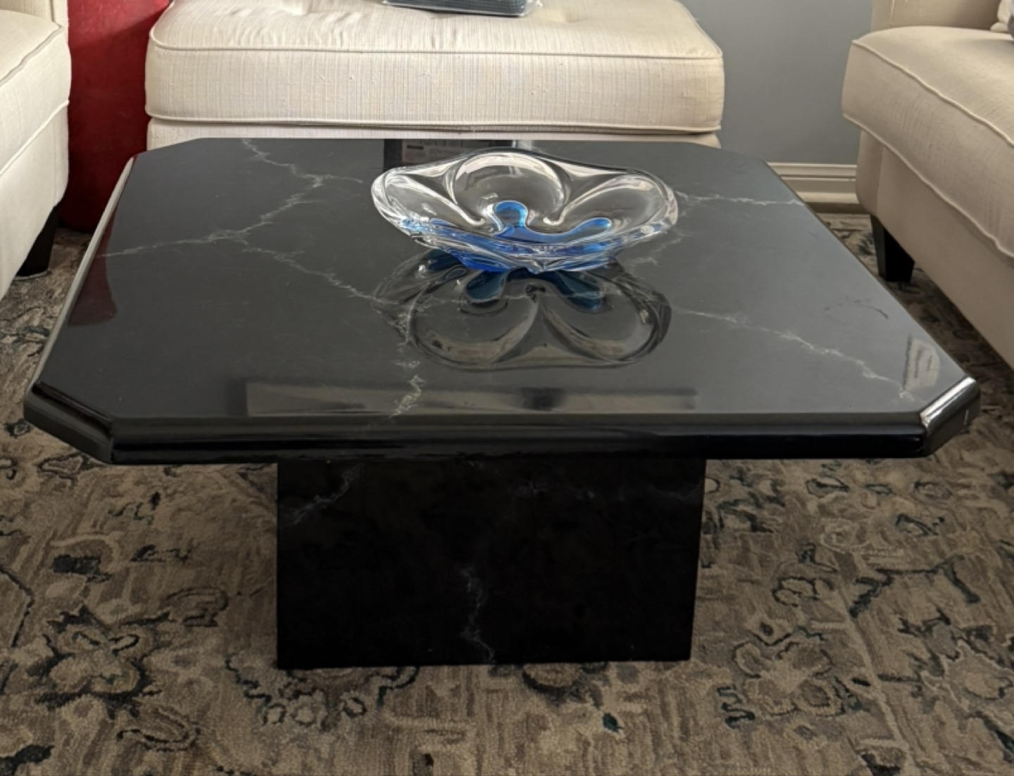Moving sale - 2 tables - photo 3