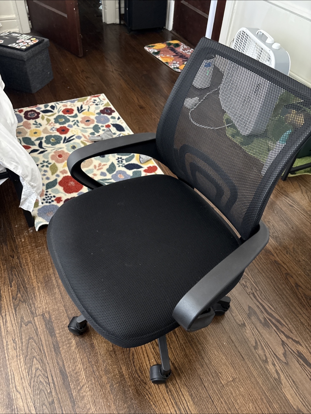 Move out sale: Office Chair