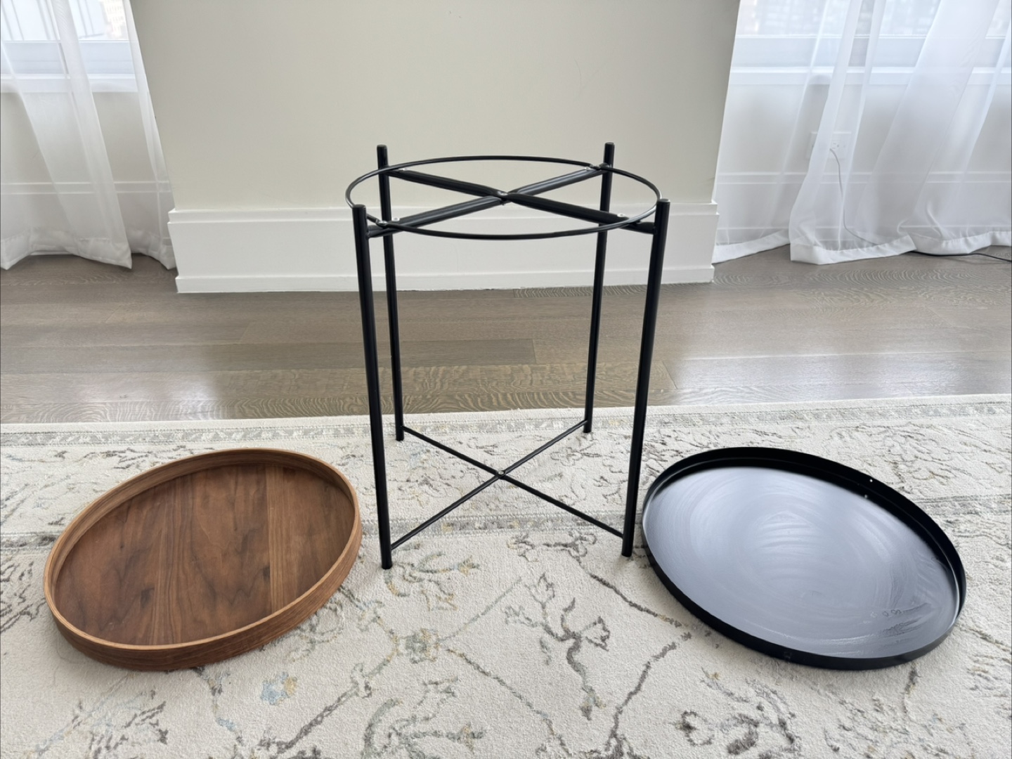 IKEA GLADOM Black Tray table + OMBONAD Walnut Tray - photo 2