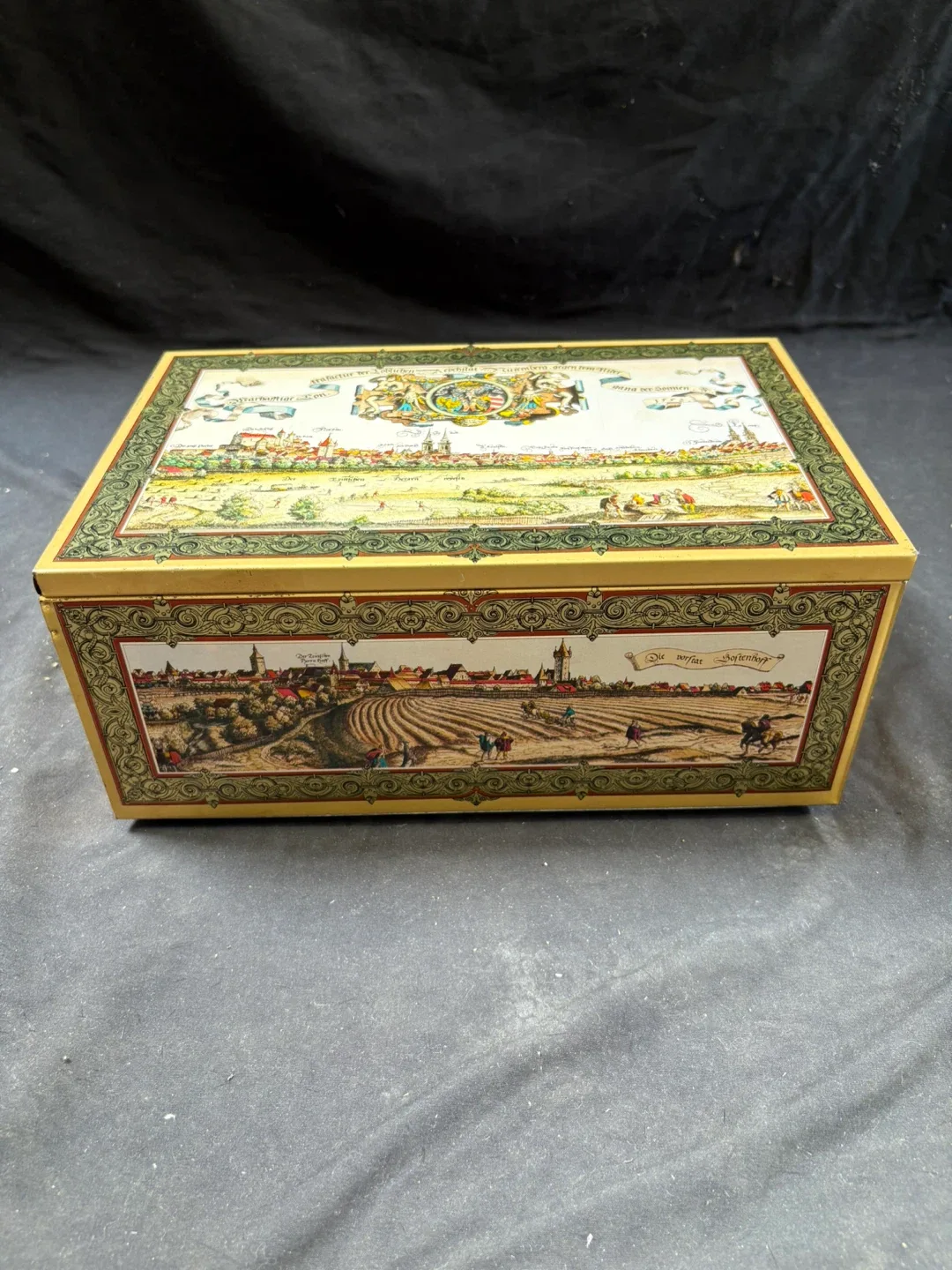 ☀️Vintage Decorative Tin Box thumbnail