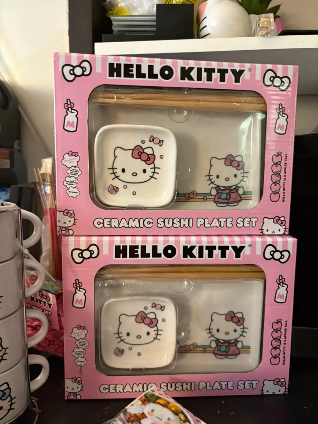 Hello Kitty foody gift basket image indicator(3)