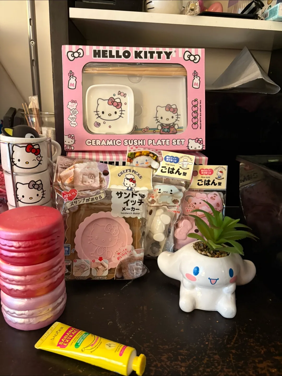 Hello Kitty foody gift basket image indicator(10)