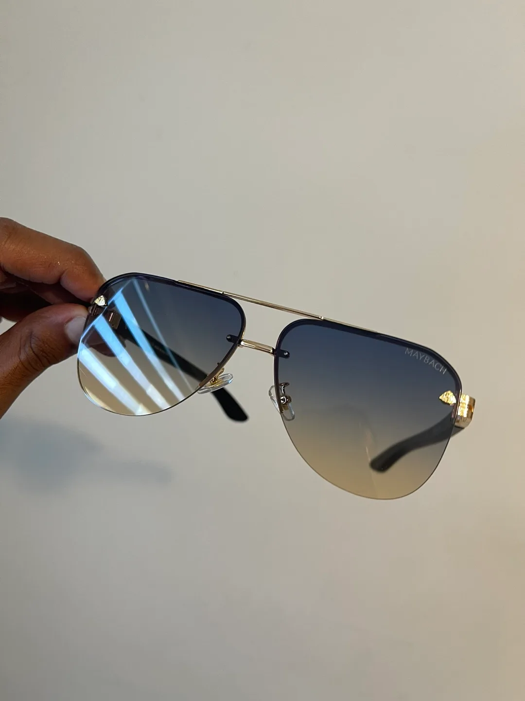 Maybach Luxury Sunglasses image indicator(4)