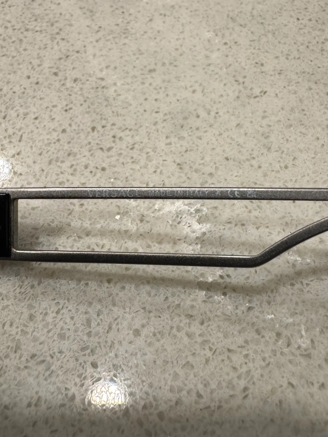 Versace pilot frame glasses image indicator(6)