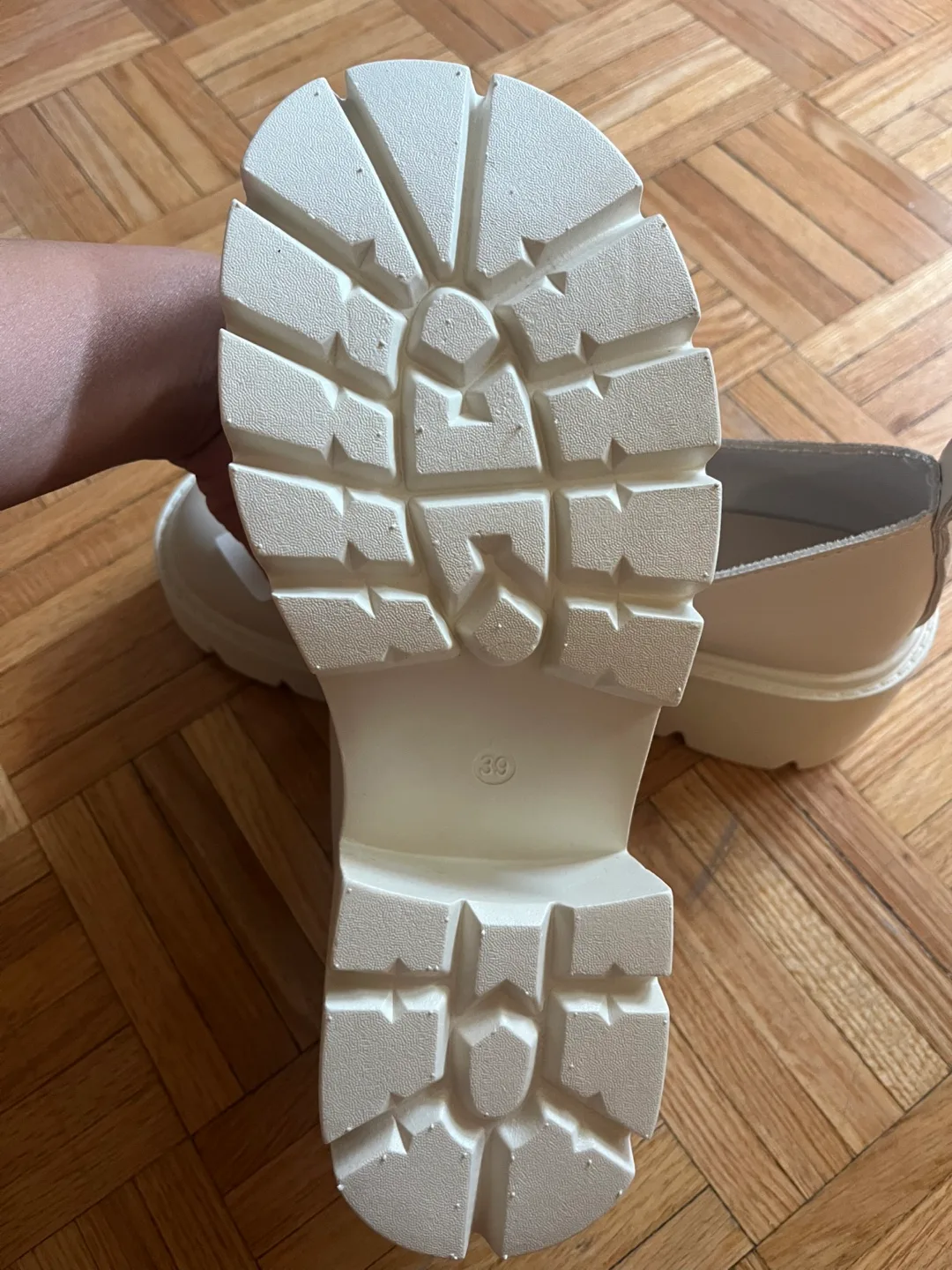 Beige Bow Platform Loafers - Size 39 image indicator(4)