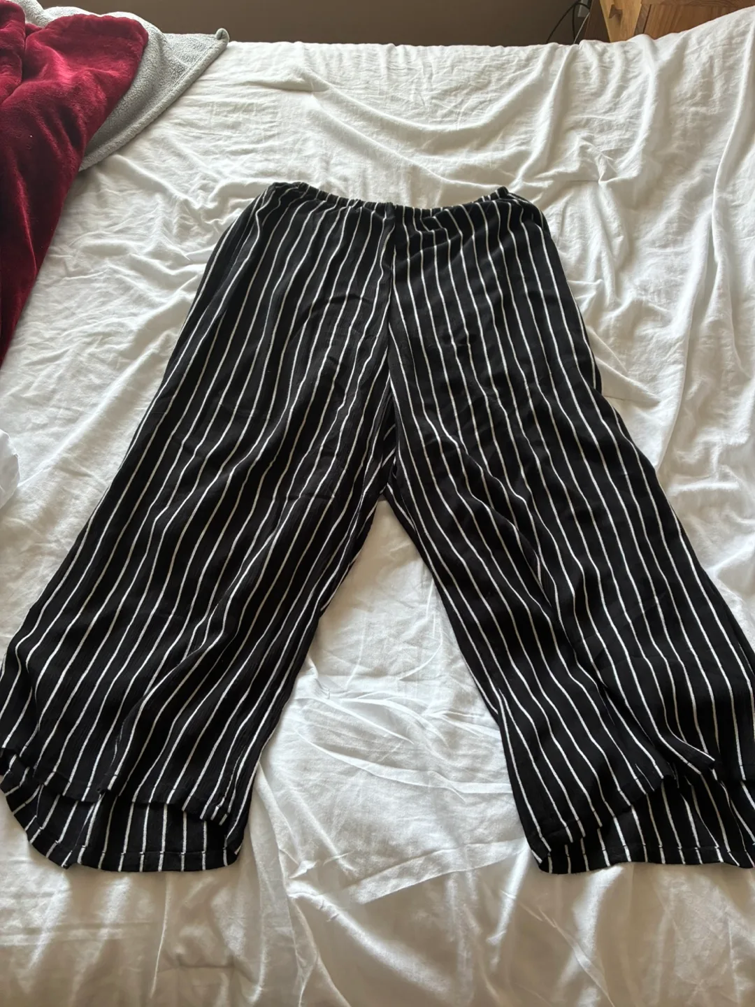 Hollister Cropped Striped Pants - Size M thumbnail