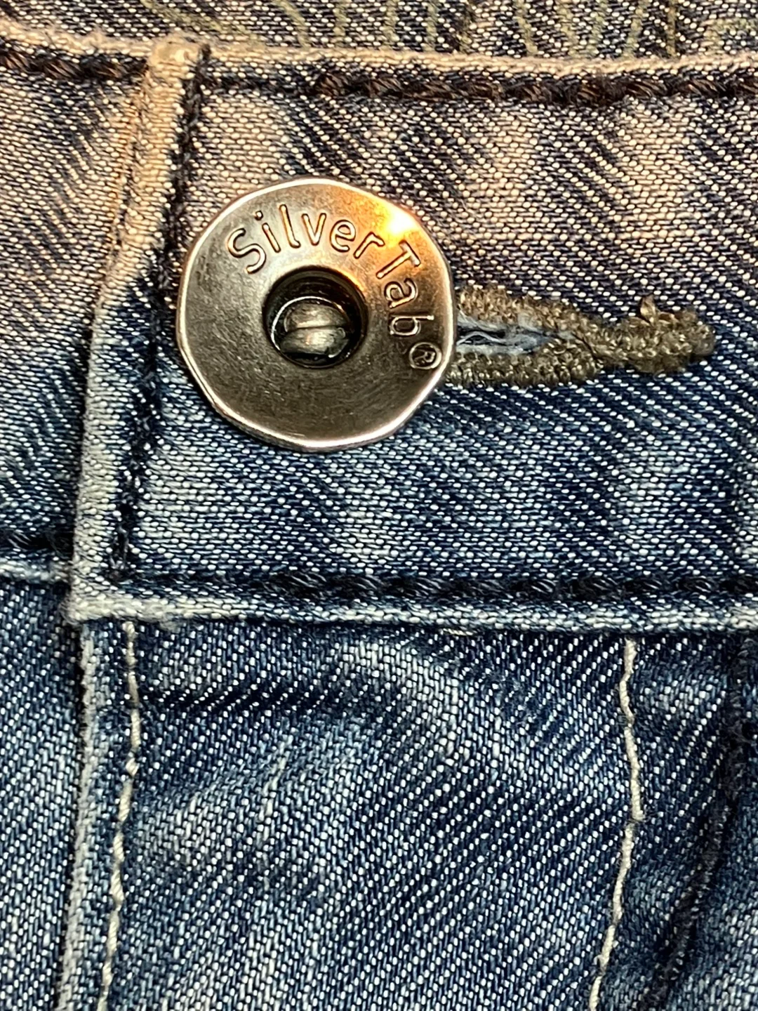 Vintage Silver Tab Levi’s Jeans image indicator(7)