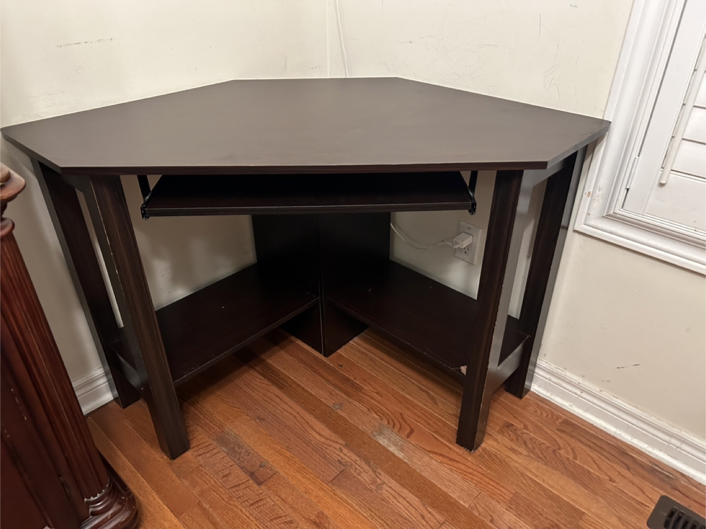 Dark Brown Corner Desk with Keyboard Tray