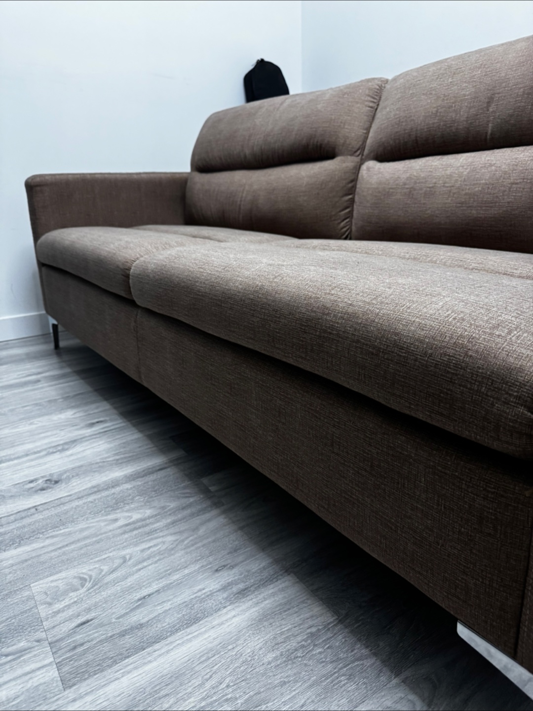 Elegant brown sofa - photo 4