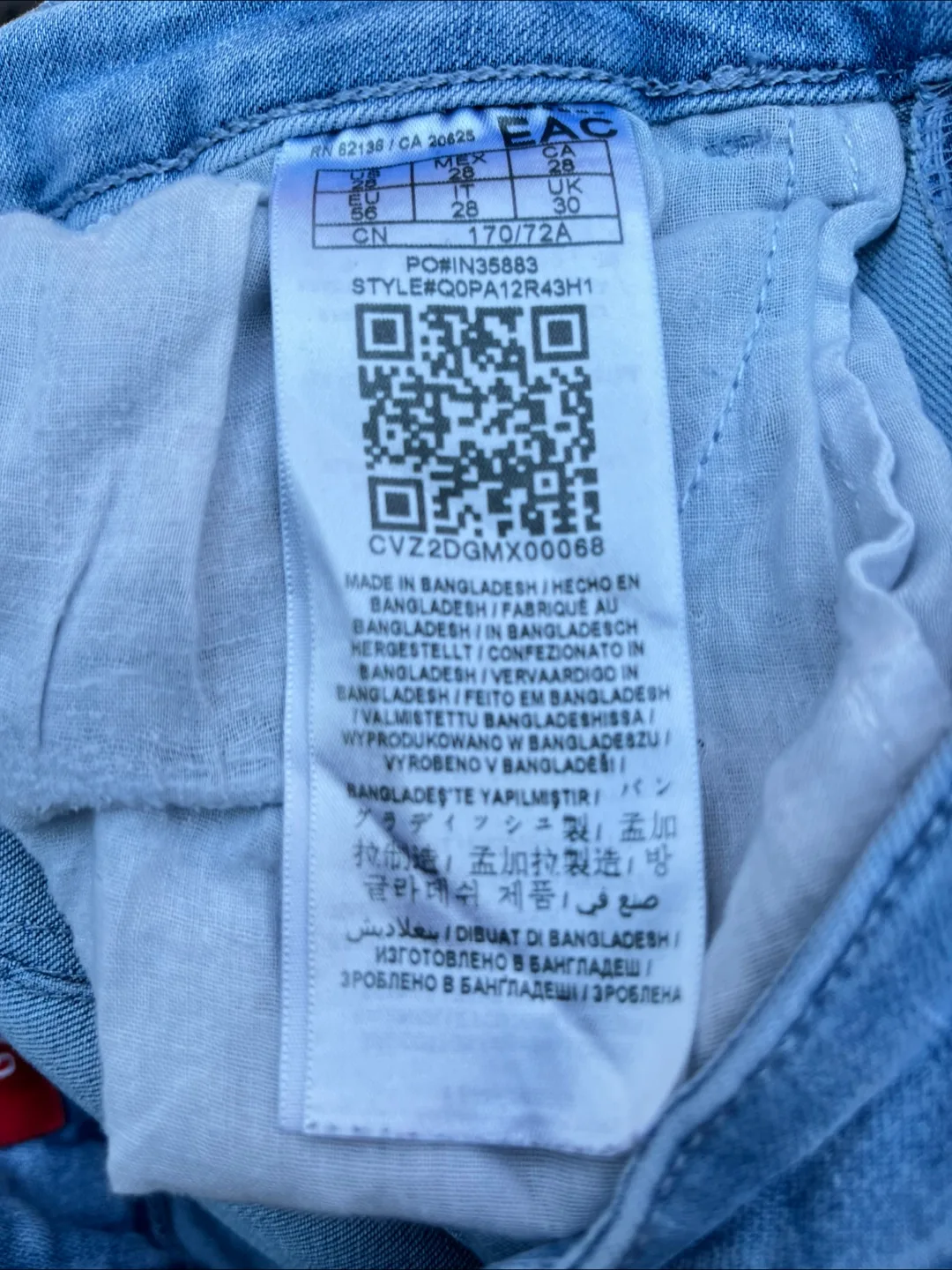 Guess Los Angeles Jeans - Light Wash, Distressed image indicator(7)